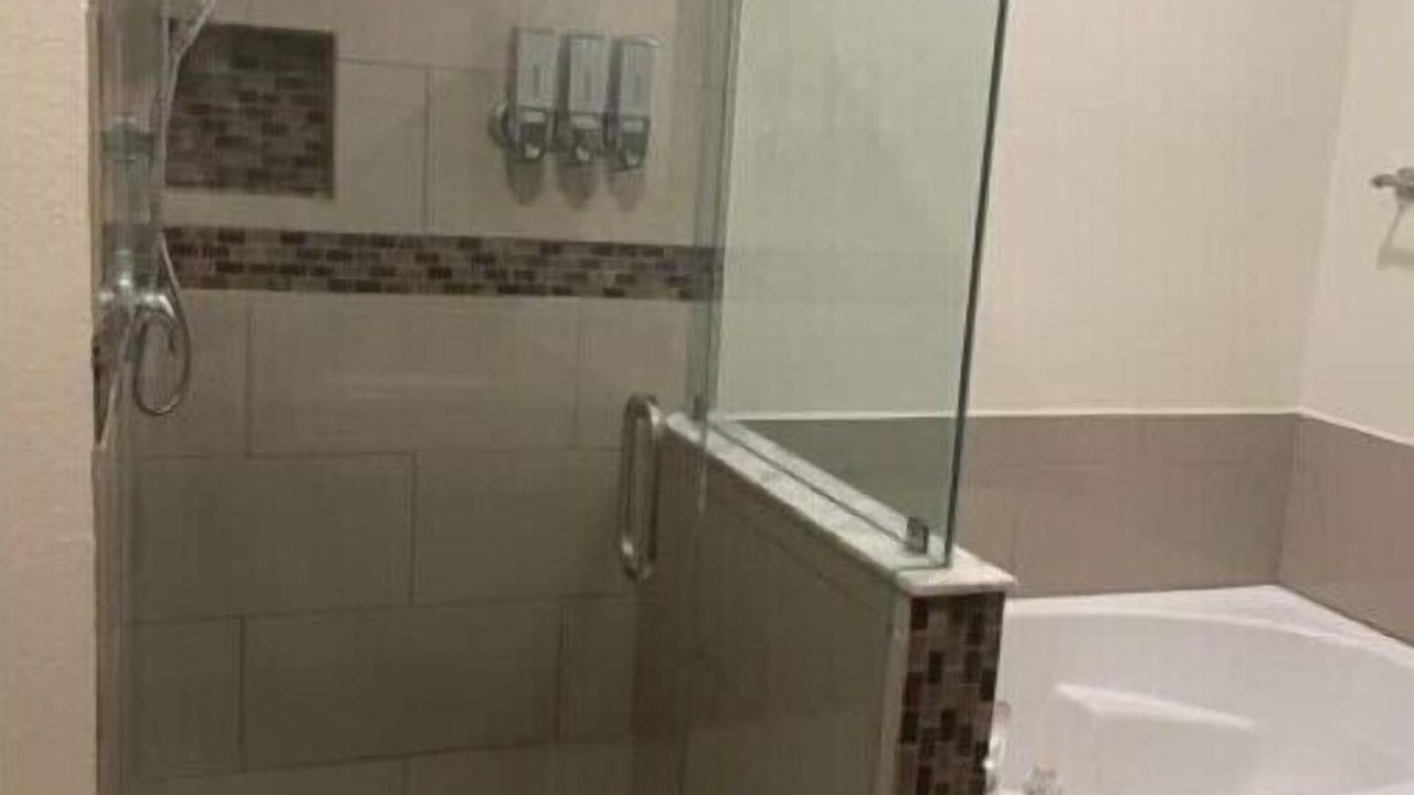 Photo of Bathroom in Lakeside Estates