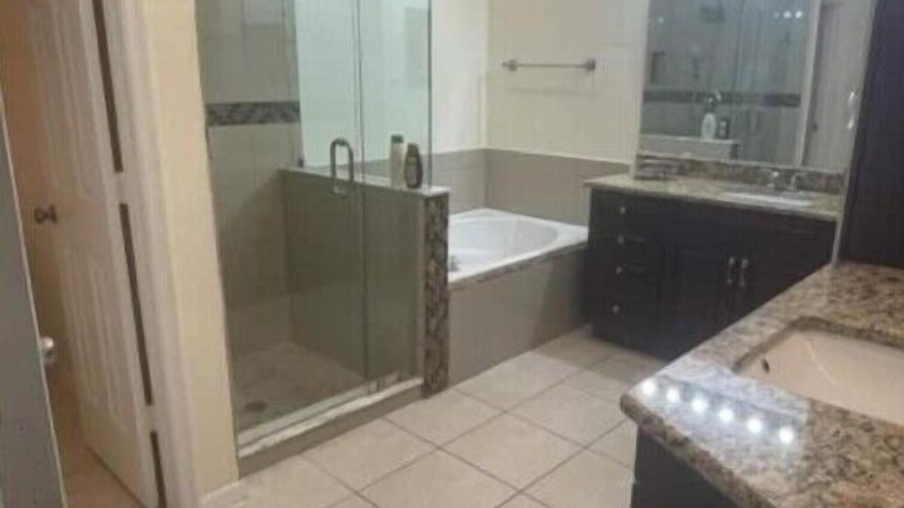 Photo of Bathroom in Lakeside Estates