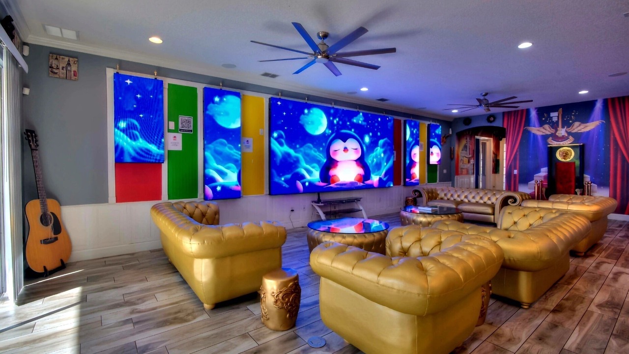 Photo of Others in Loughman