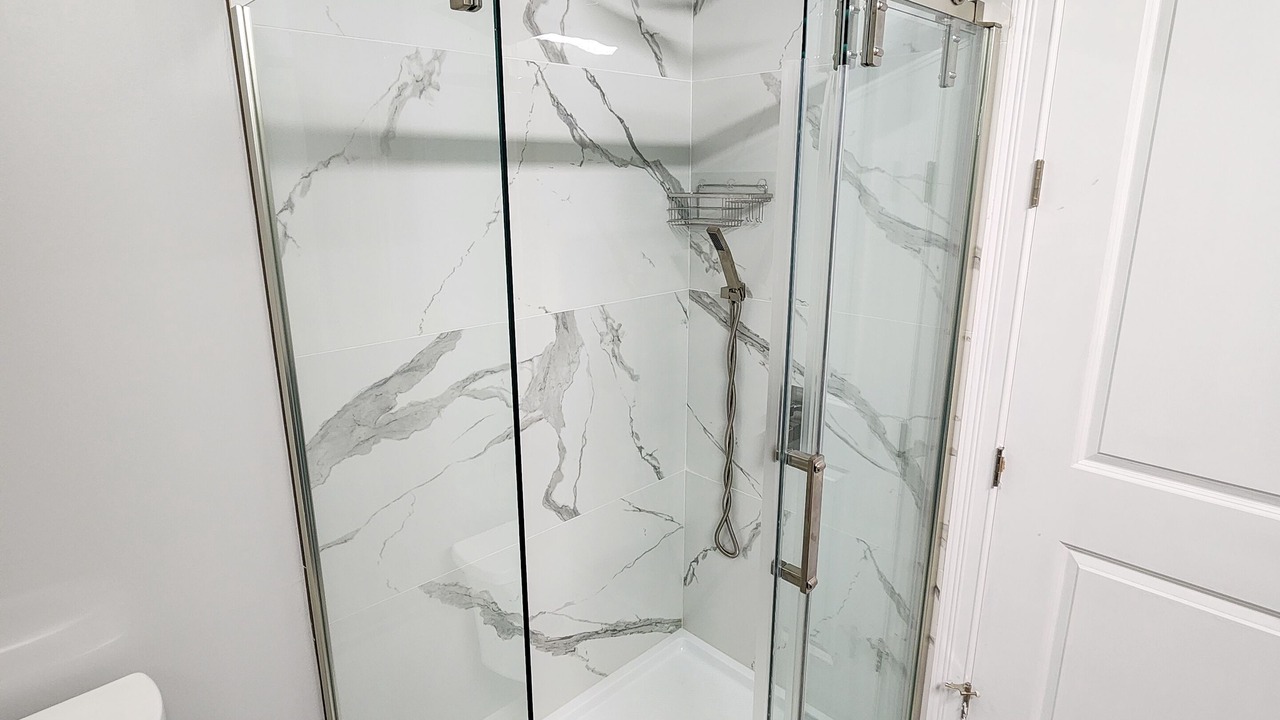 Photo of Bathroom in Winter Garden
