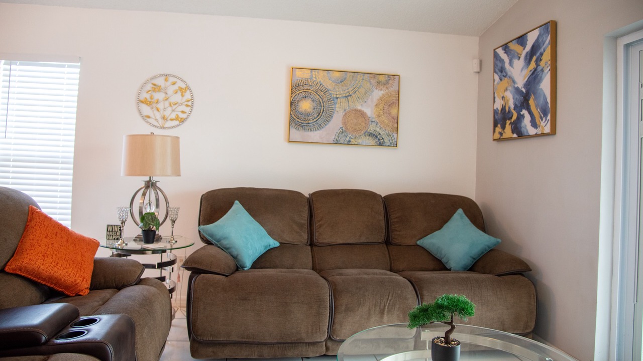 Photo of Livingroom in Buena Ventura Lakes