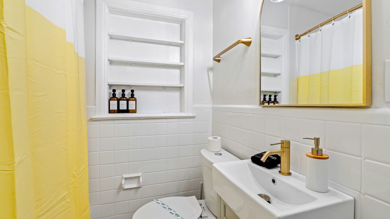 Photo of Bathroom in College Park