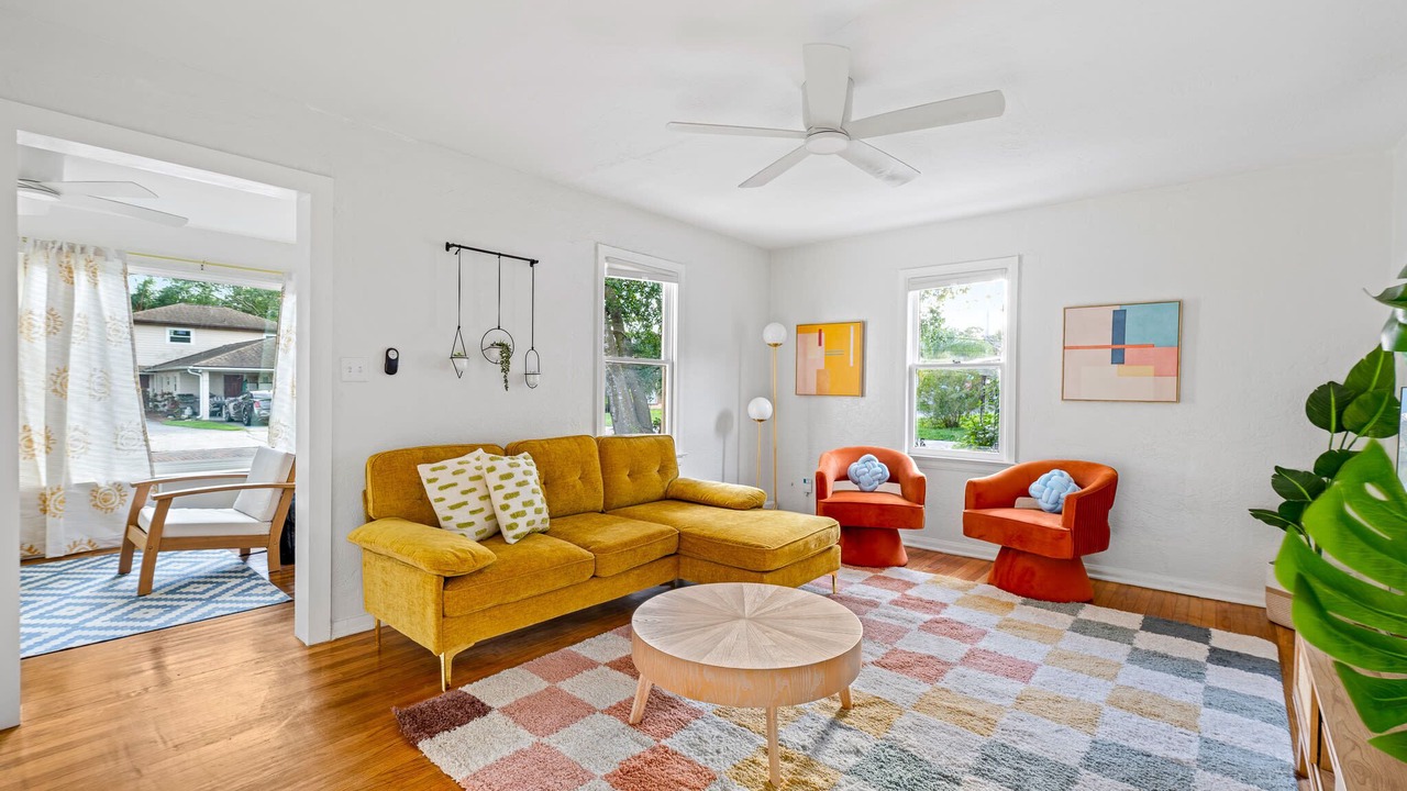 Photo of Livingroom in College Park