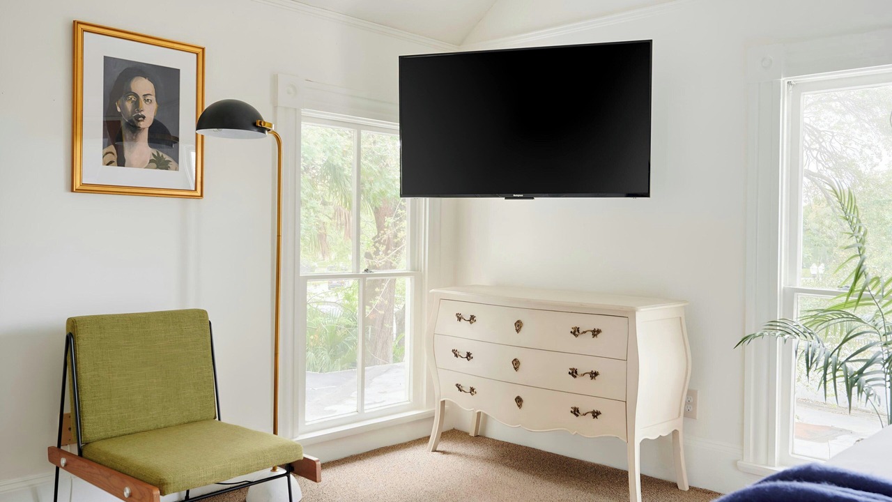Photo of Livingroom in Lake Cherokee
