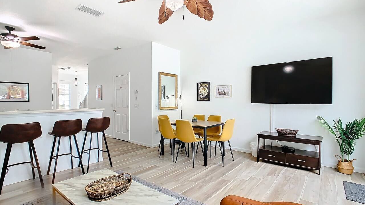 Photo of Bedroom in Windsor Hills