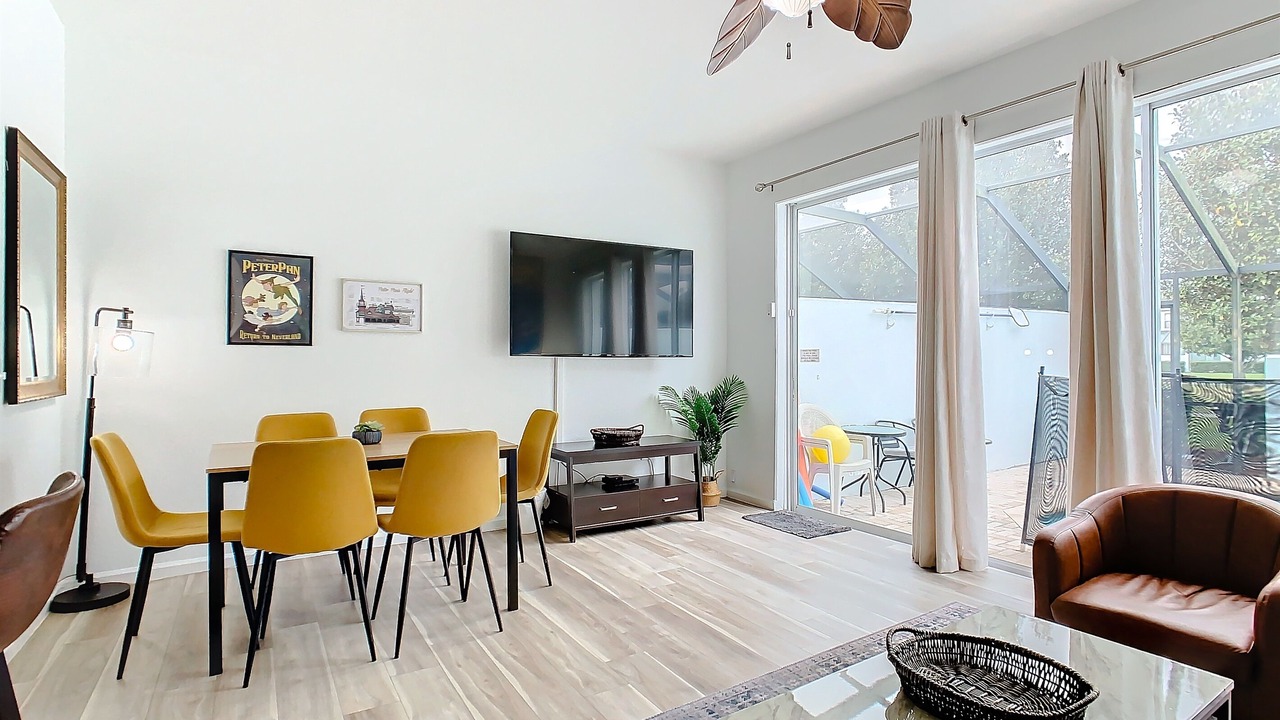 Photo of Bedroom in Windsor Hills