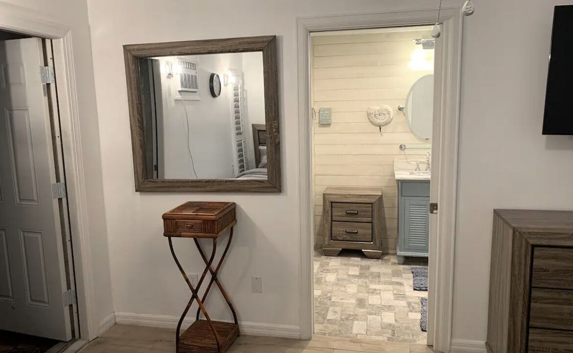 Photo of Bedroom in Buena Ventura Lakes