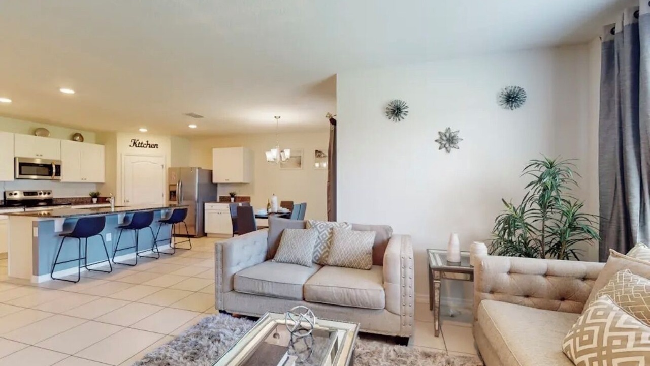 Photo of Livingroom in Meadow Woods