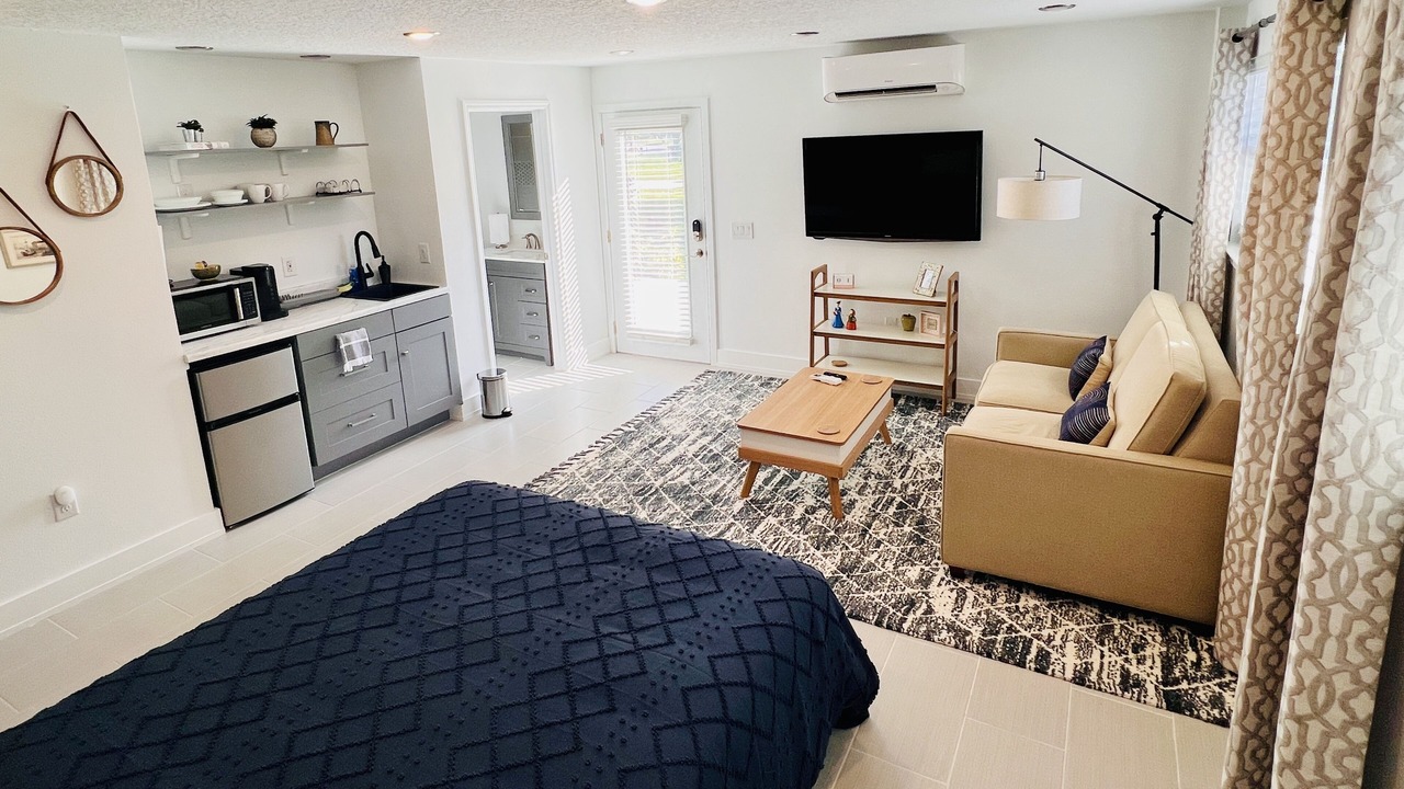 Photo of Bedroom in Northeast Orlando
