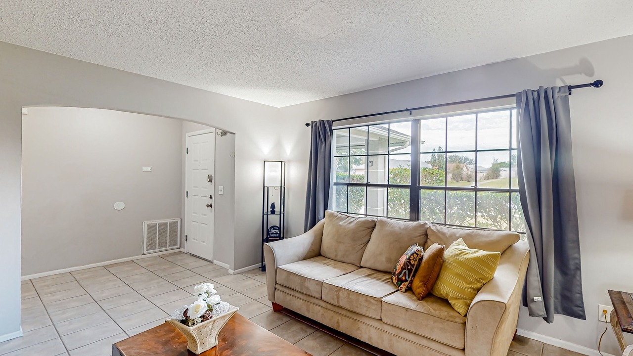 Photo of Livingroom in Indian Ridge