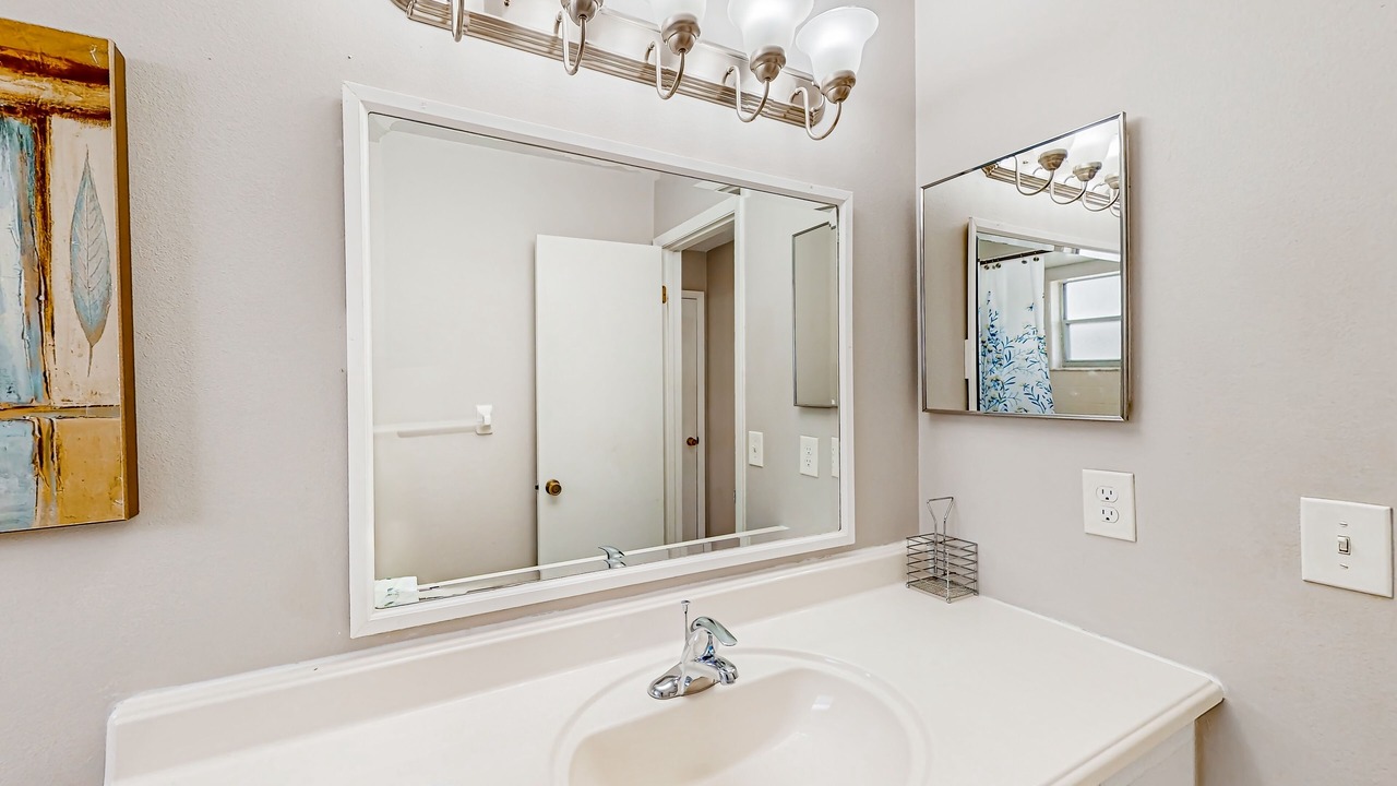 Photo of Bathroom in Indian Ridge