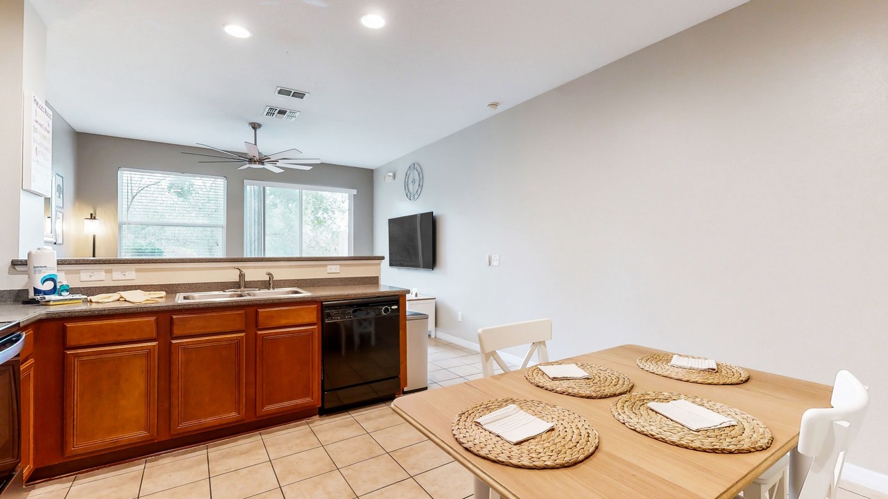 Photo of Kitchen in Crestwynd Bay
