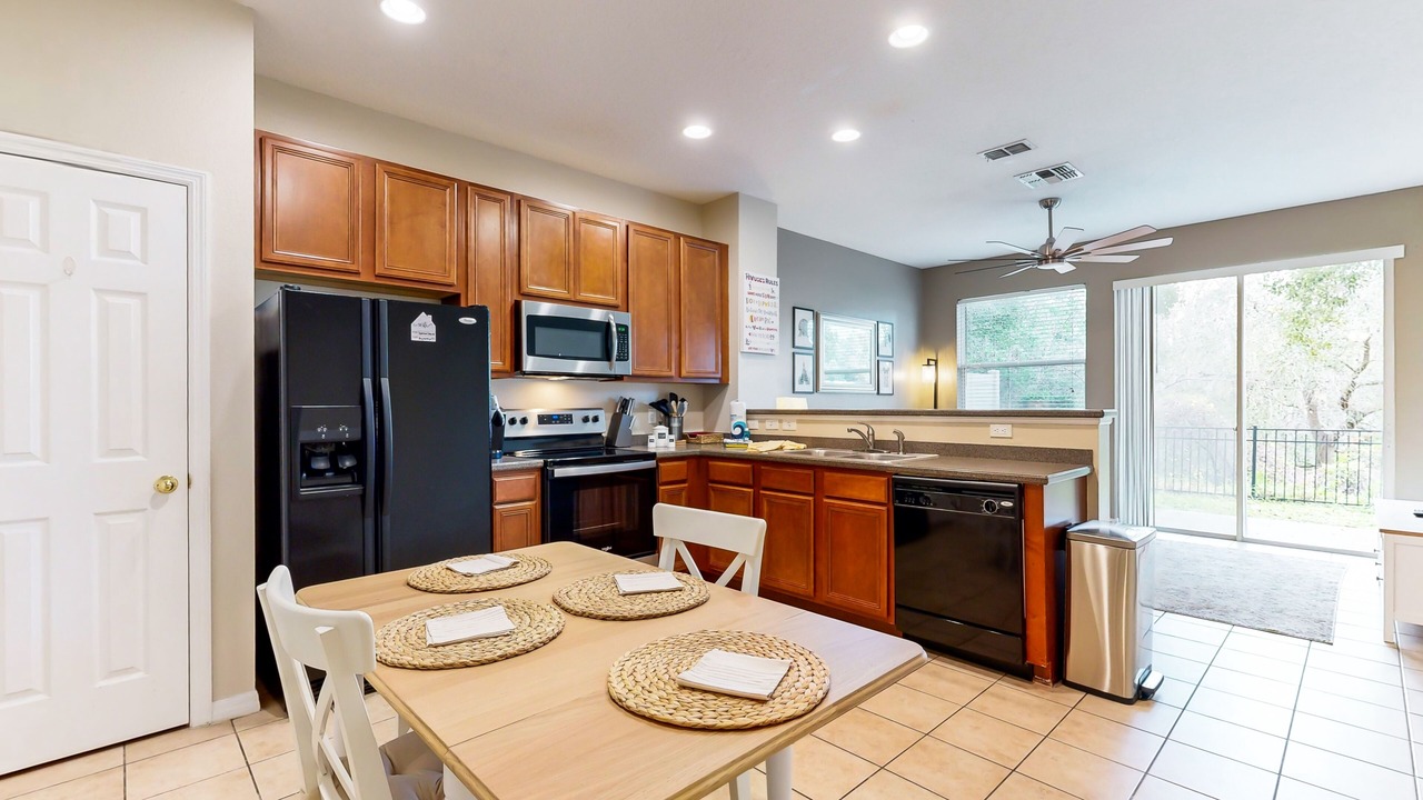 Photo of Kitchen in Crestwynd Bay