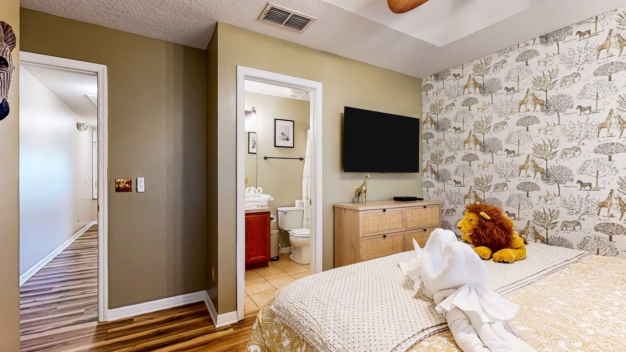 Photo of Bedroom in Crestwynd Bay