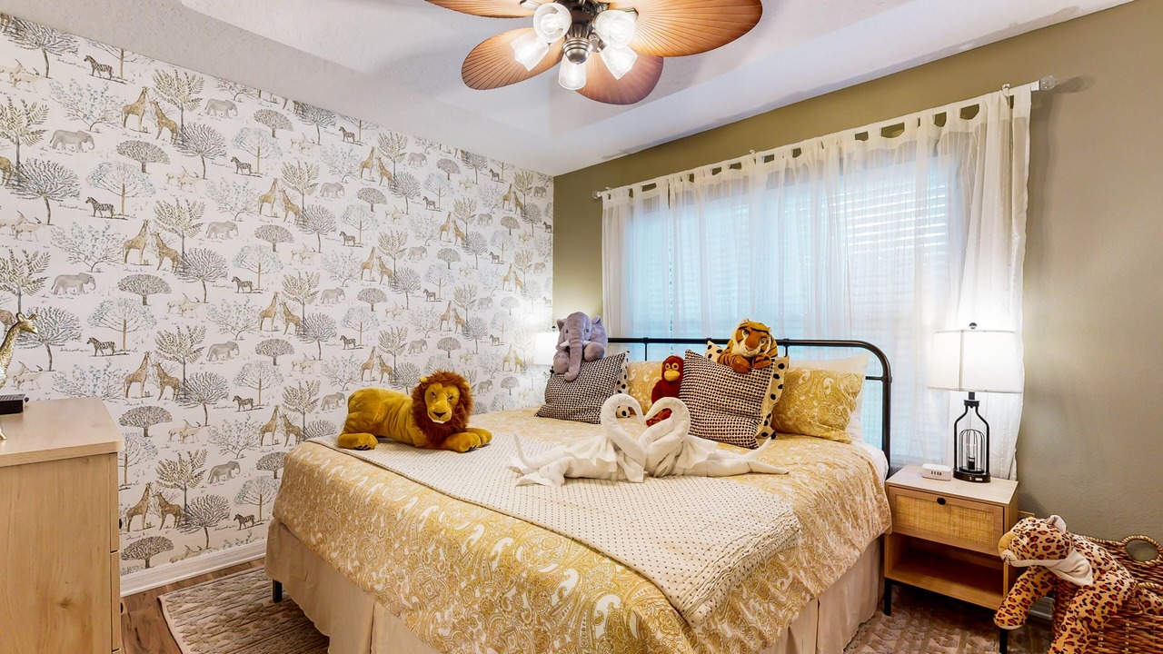 Photo of Bedroom in Crestwynd Bay