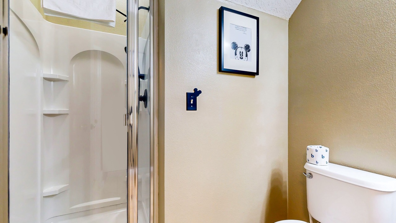 Photo of Bathroom in Crestwynd Bay