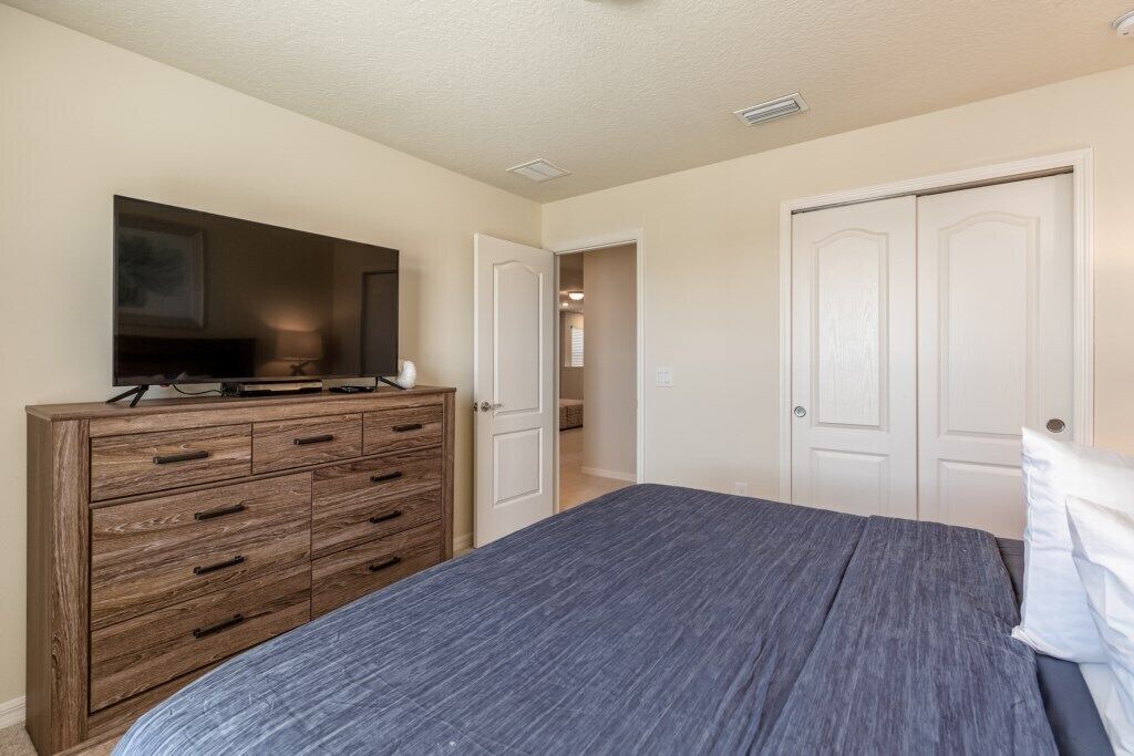 Photo of Bedroom in Loughman