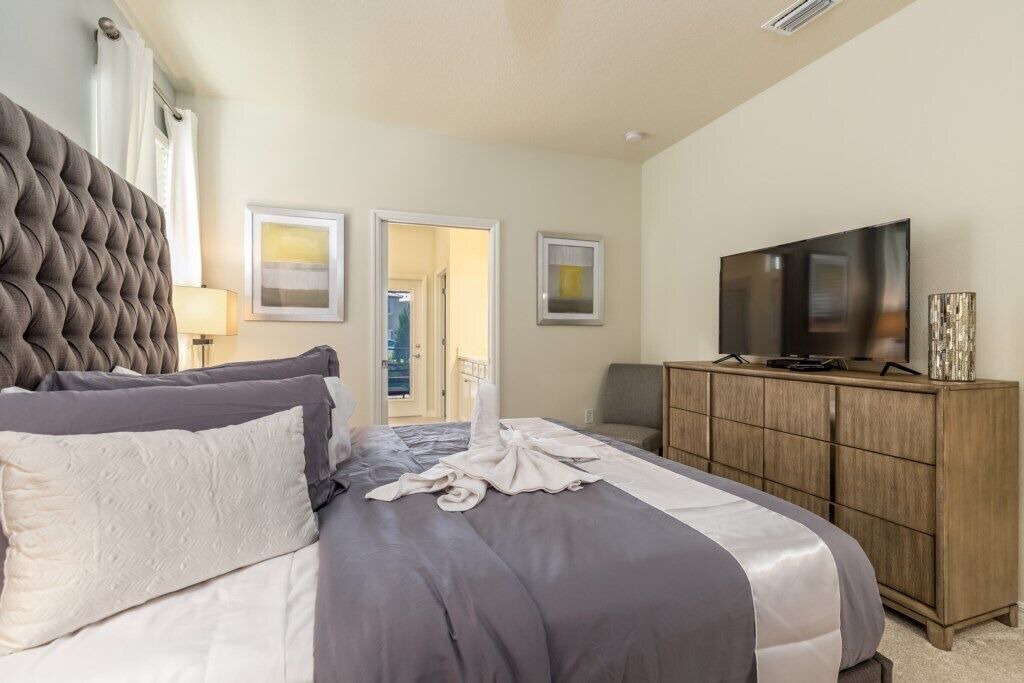 Photo of Bedroom in Loughman