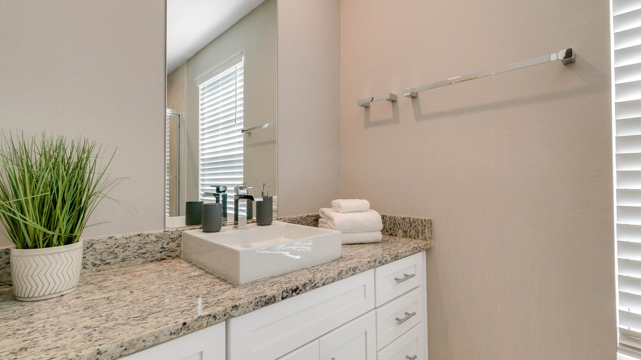 Photo of Bathroom in Crestwynd Bay