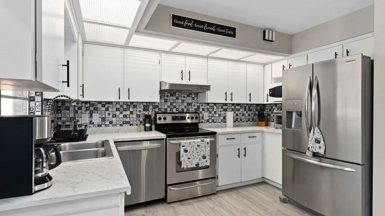 Photo of Kitchen in Buena Ventura Lakes