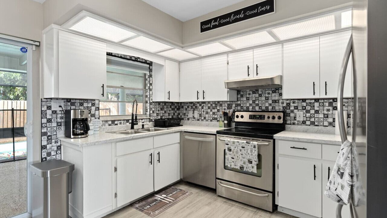 Photo of Kitchen in Buena Ventura Lakes