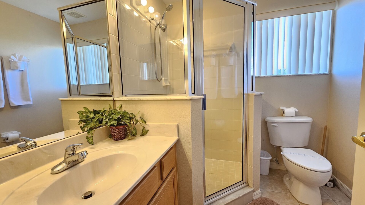 Photo of Bathroom in Calabay Parc