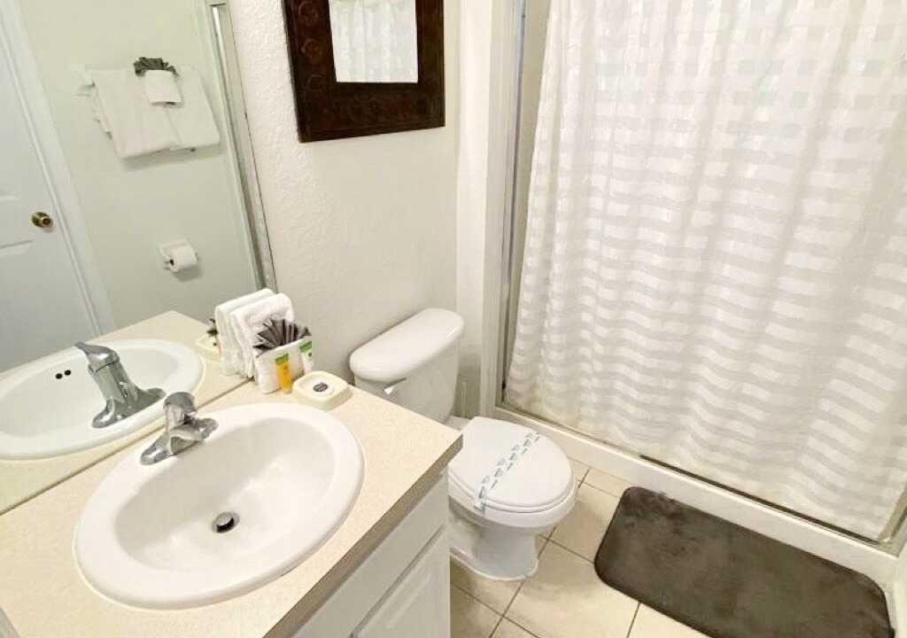 Photo of Bathroom in Crestwynd Bay