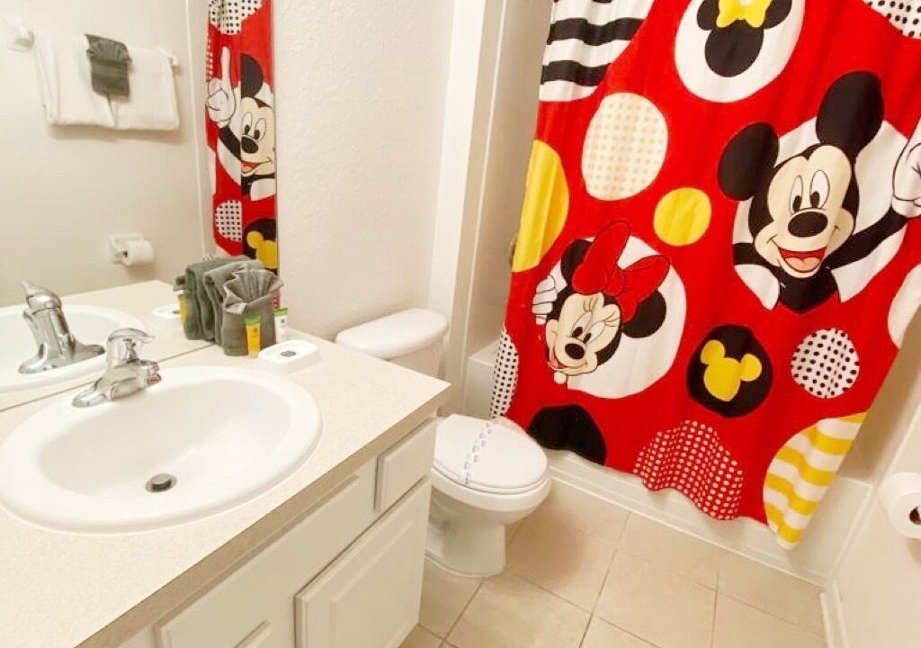 Photo of Bathroom in Crestwynd Bay