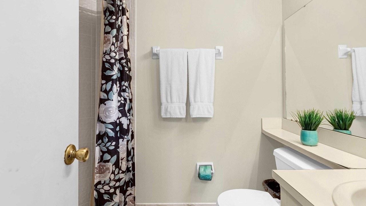 Photo of Bathroom in Ventura
