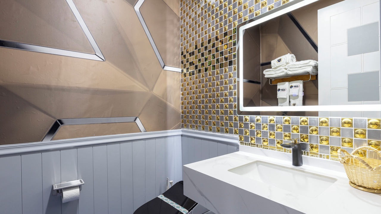 Photo of Bathroom in Loughman