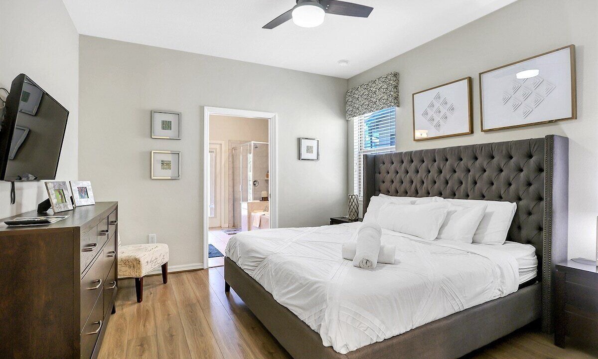 Photo of Bedroom in Loughman
