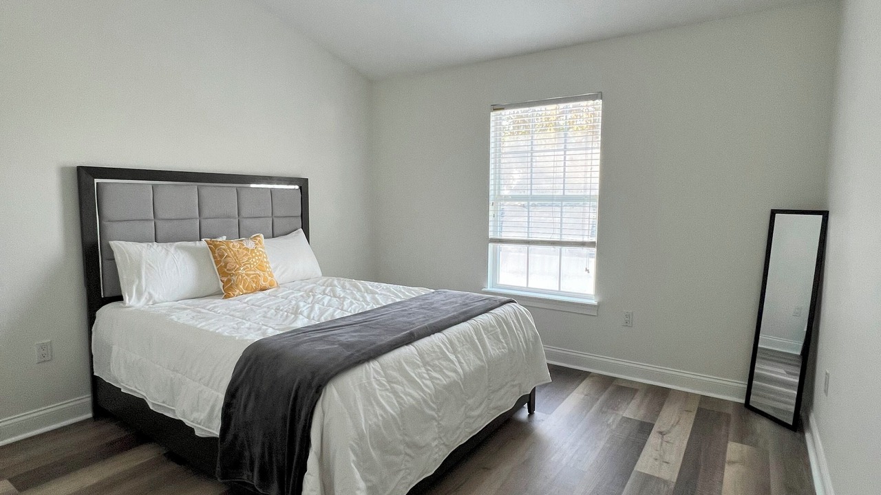 Photo of Bedroom in Longwood