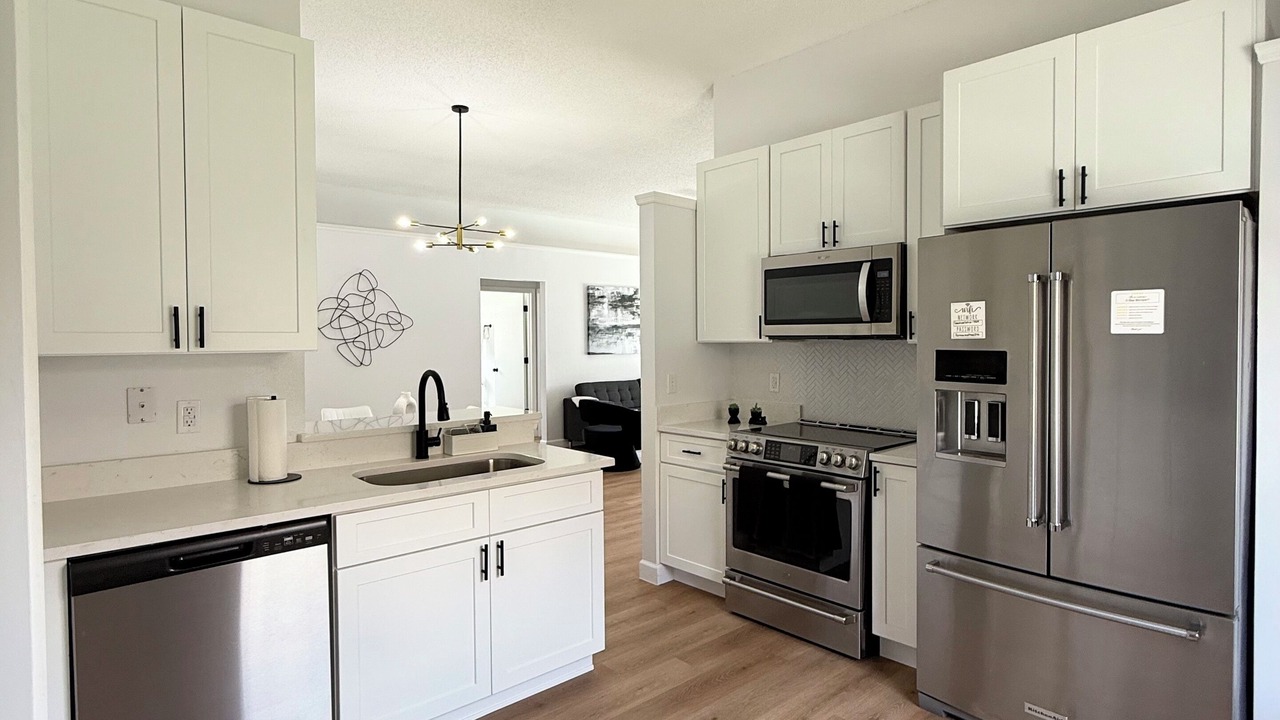 Photo of Kitchen in Lakeside Estates