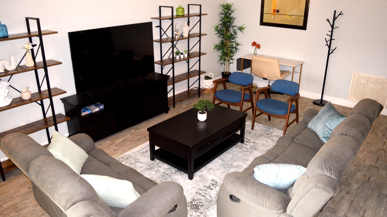 Photo of Livingroom in Mill Run