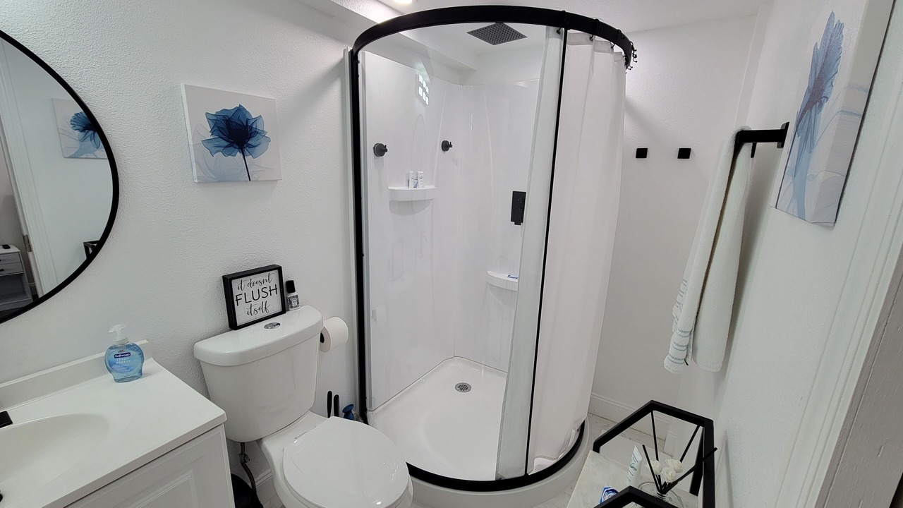 Photo of Bathroom in Mill Run