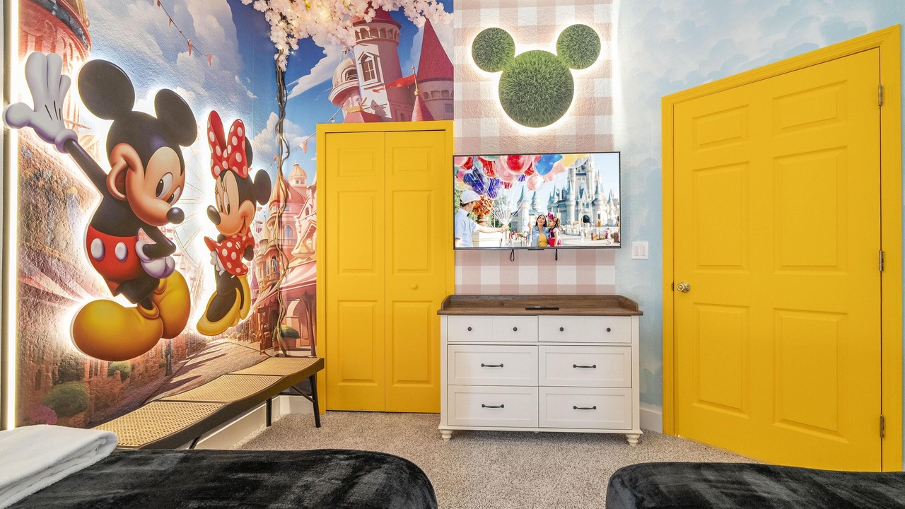 Photo of Bedroom in Bahama Bay