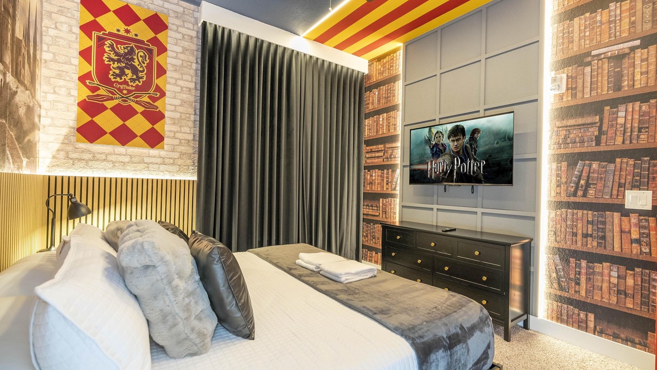 Photo of Bedroom in Bahama Bay