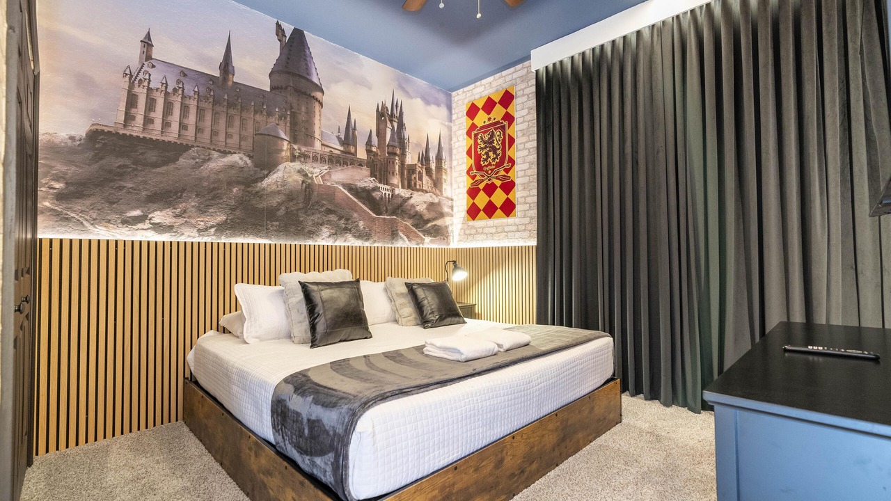 Photo of Bedroom in Bahama Bay