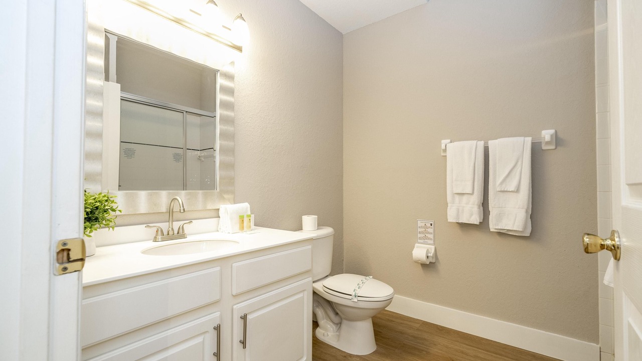 Photo of Bathroom in Bahama Bay