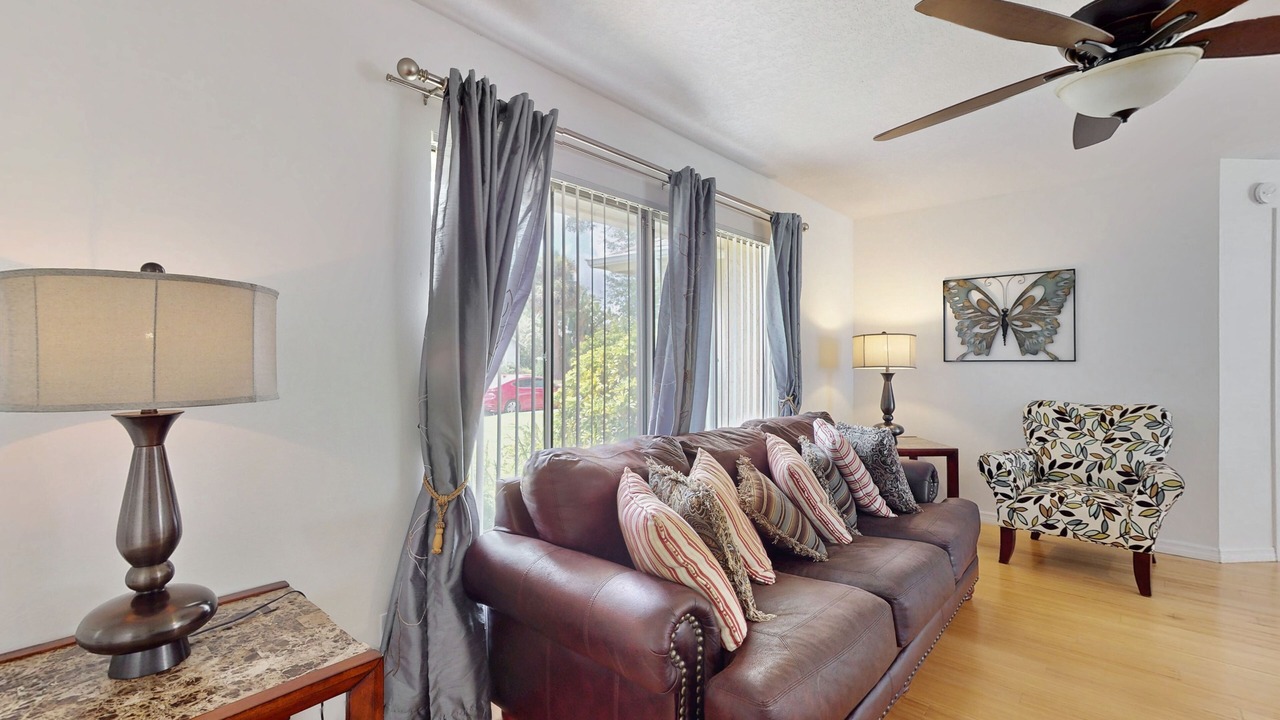 Photo of Livingroom in Indian Ridge