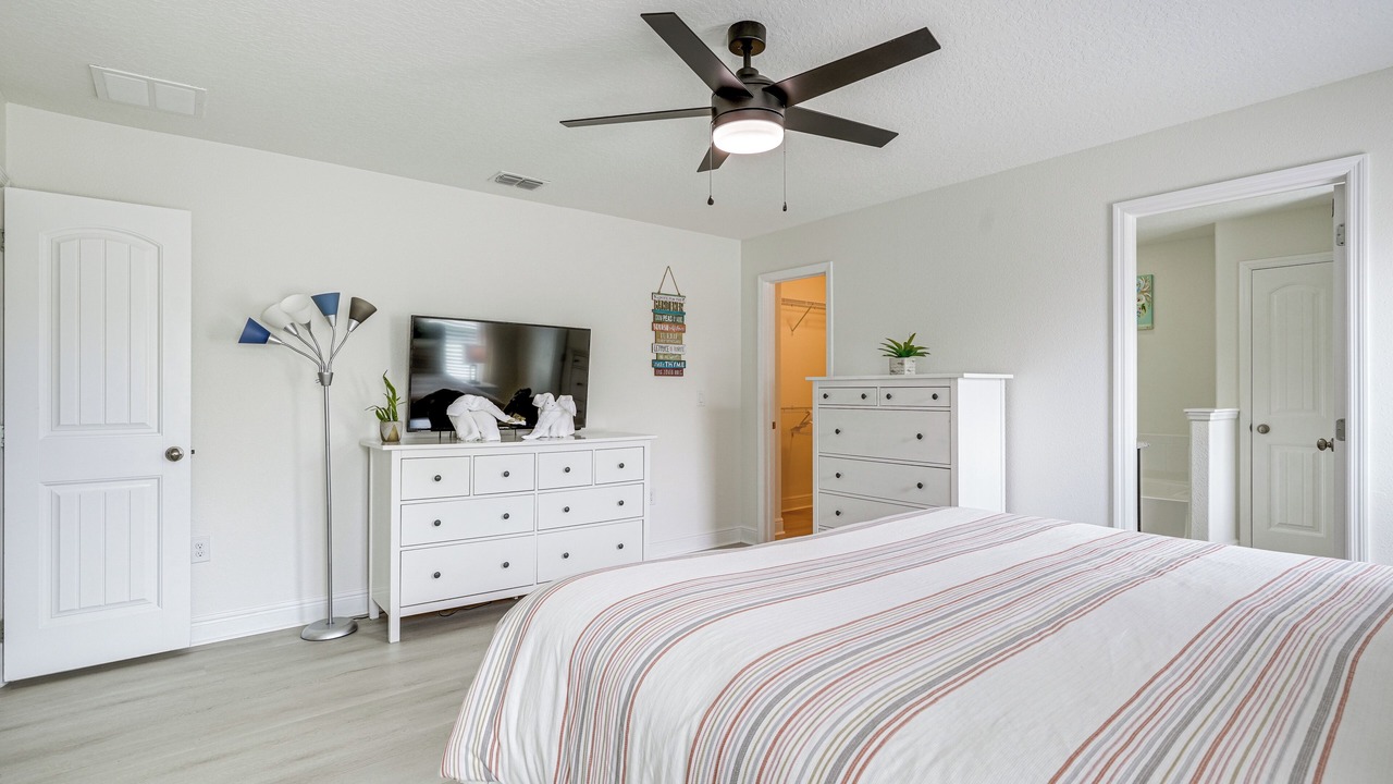 Photo of Bedroom in Loughman