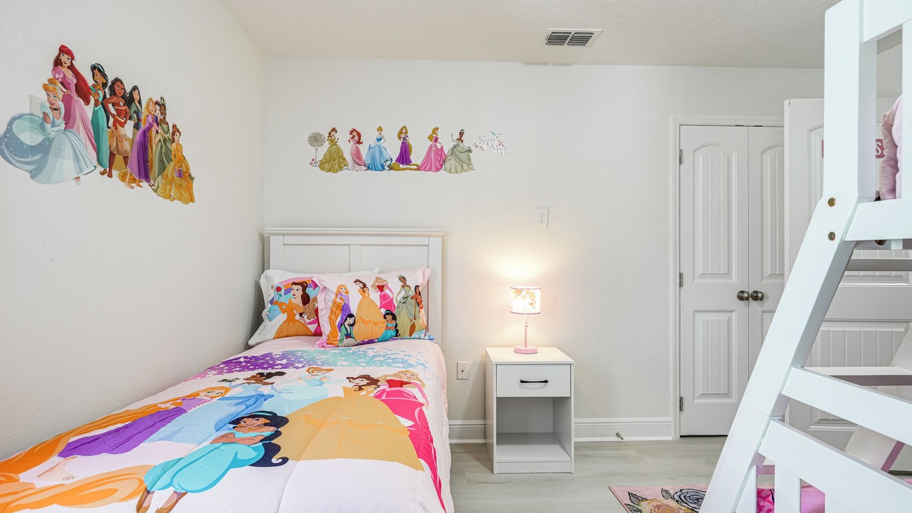Photo of Bedroom in Loughman