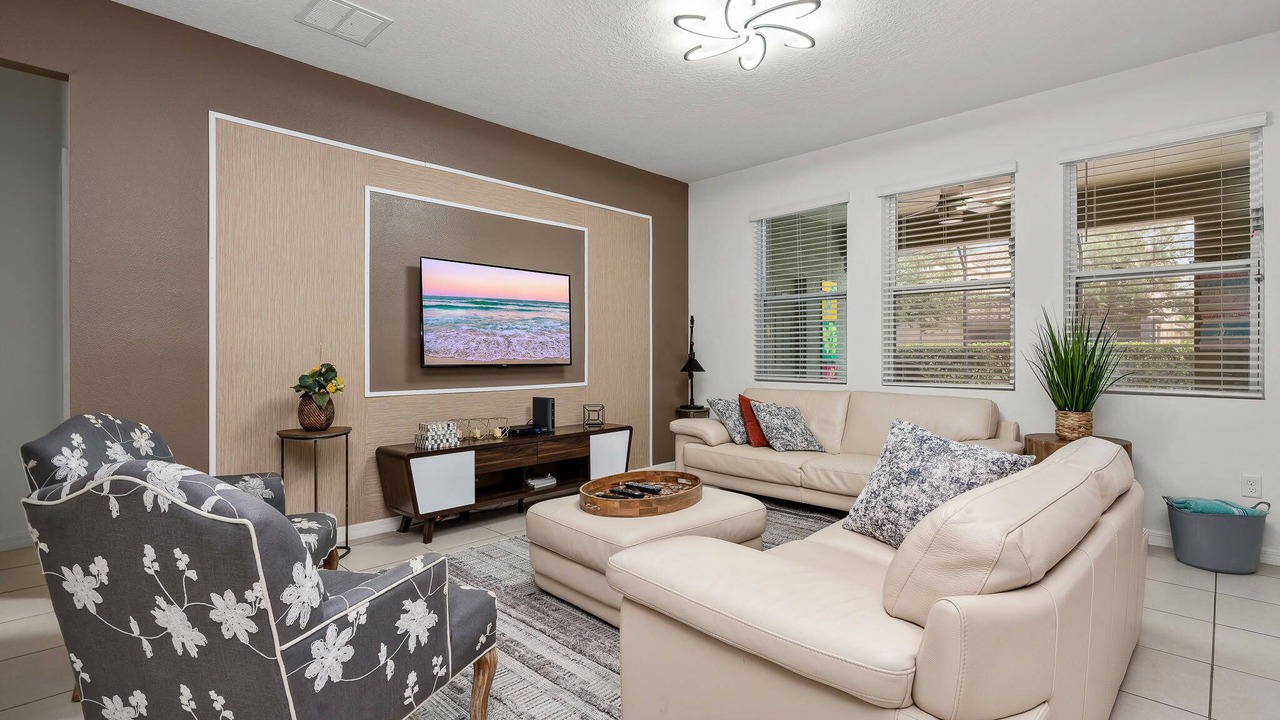 Photo of Livingroom in Loughman