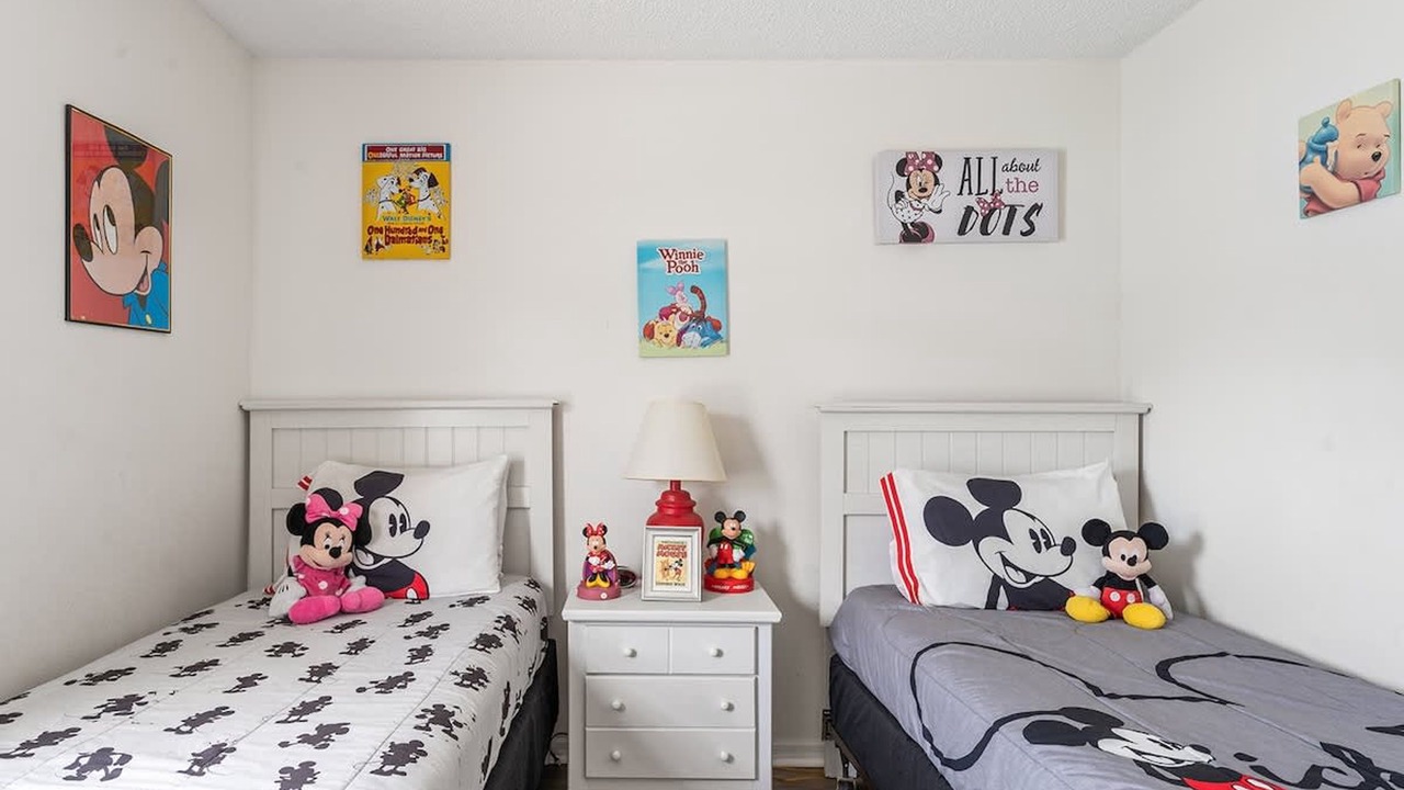 Photo of Bedroom in Seasons