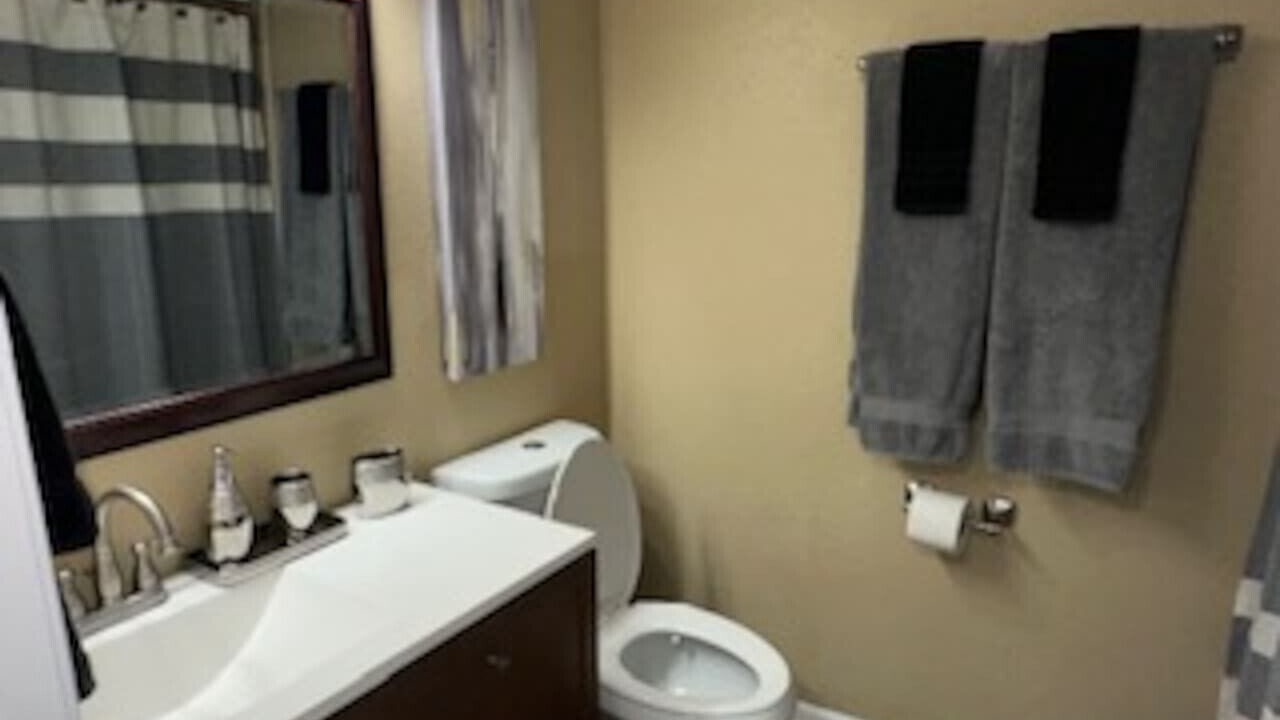 Photo of Bathroom in Ventura