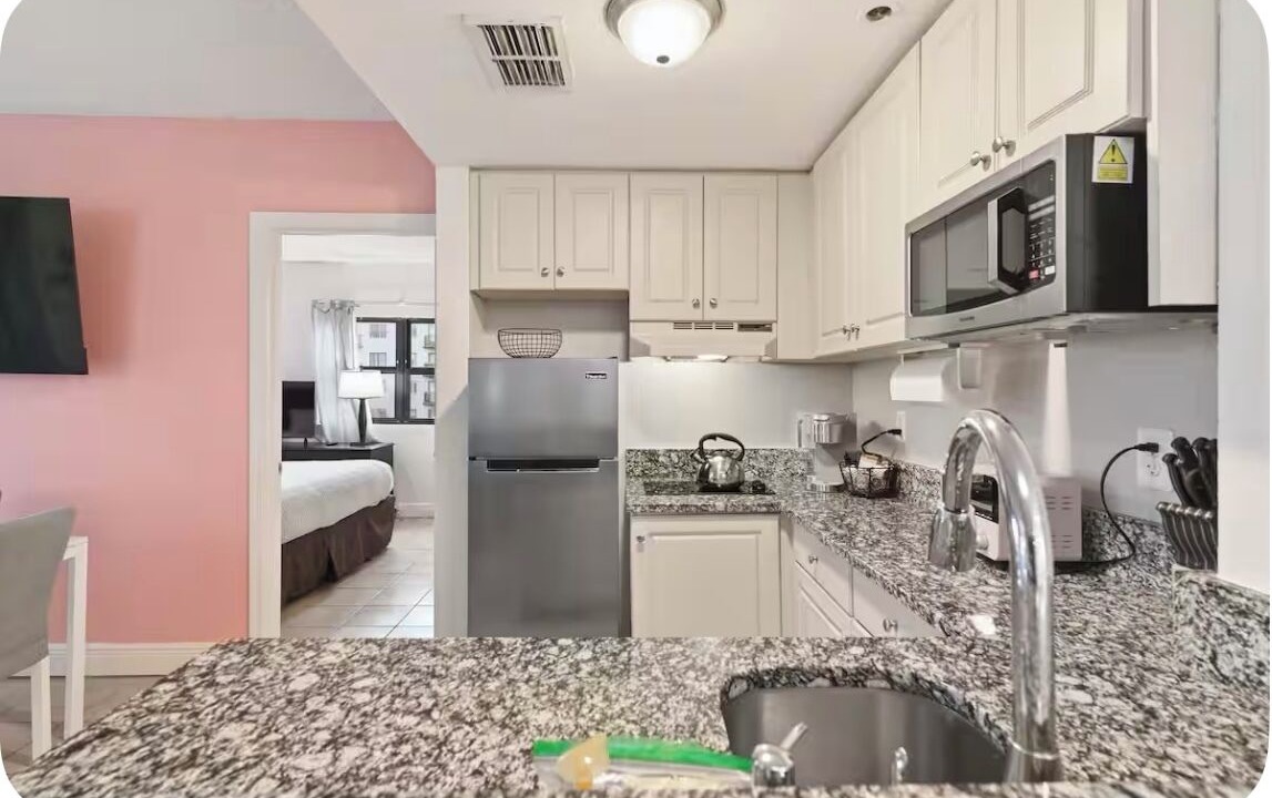 Photo of Kitchen in Florida Center