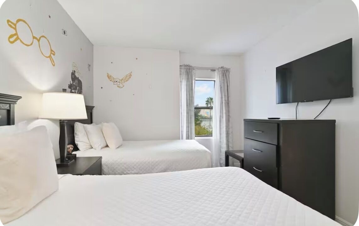 Photo of Bedroom in Florida Center