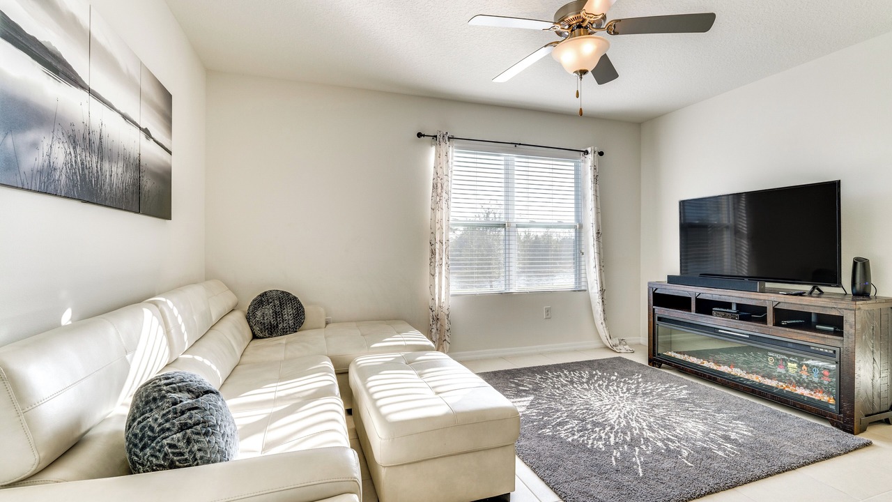 Photo of Livingroom in Buena Ventura Lakes
