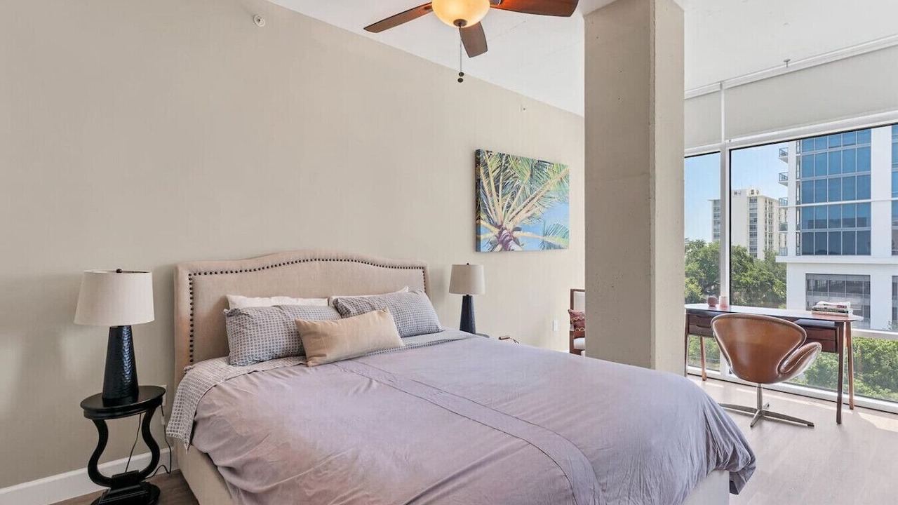 Photo of Bedroom in South Eola