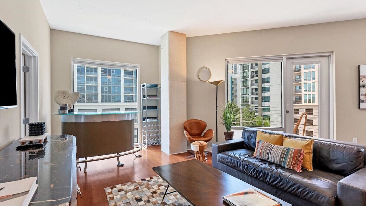Photo of Livingroom in South Eola